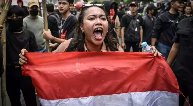 Selain Ekonomi yang Memburuk, Inilah Pemicu Rakyat ‘Mengamuk’ Berkepanjangan
